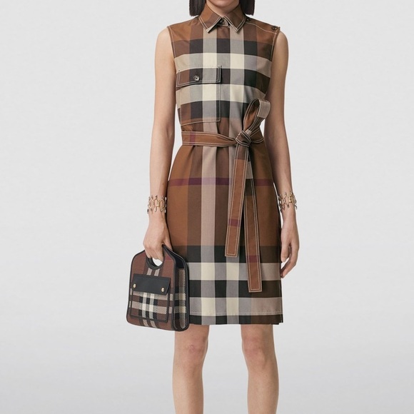 Authentic Burberry Nova Check Wrap Shift Dress Size US2 - Picture 1 of 16